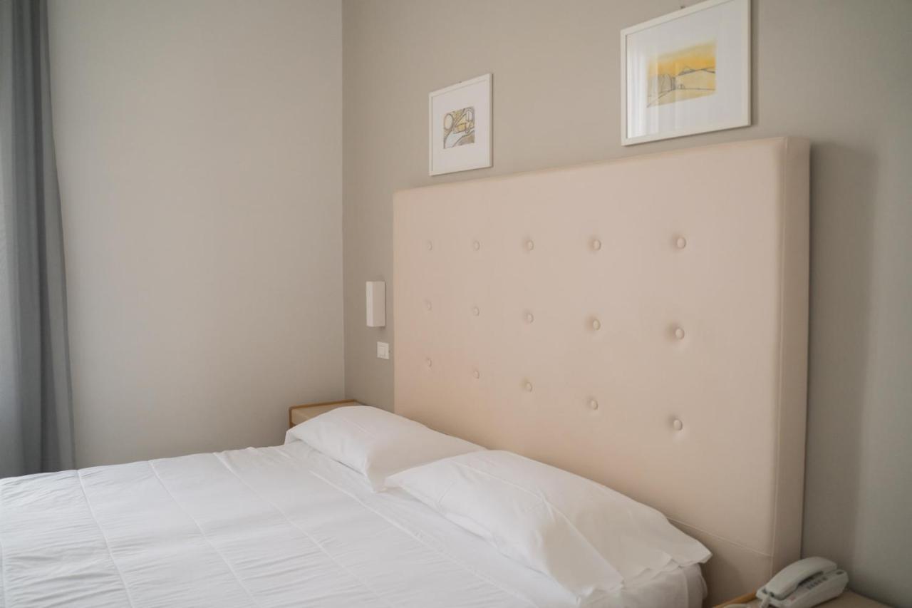 Hotel Mediterraneo Palermo Esterno foto