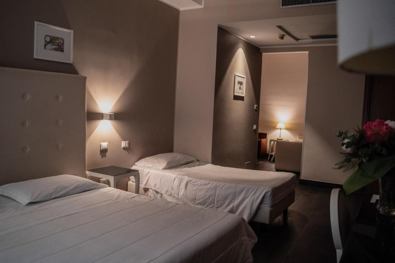 Hotel Mediterraneo Palermo Esterno foto
