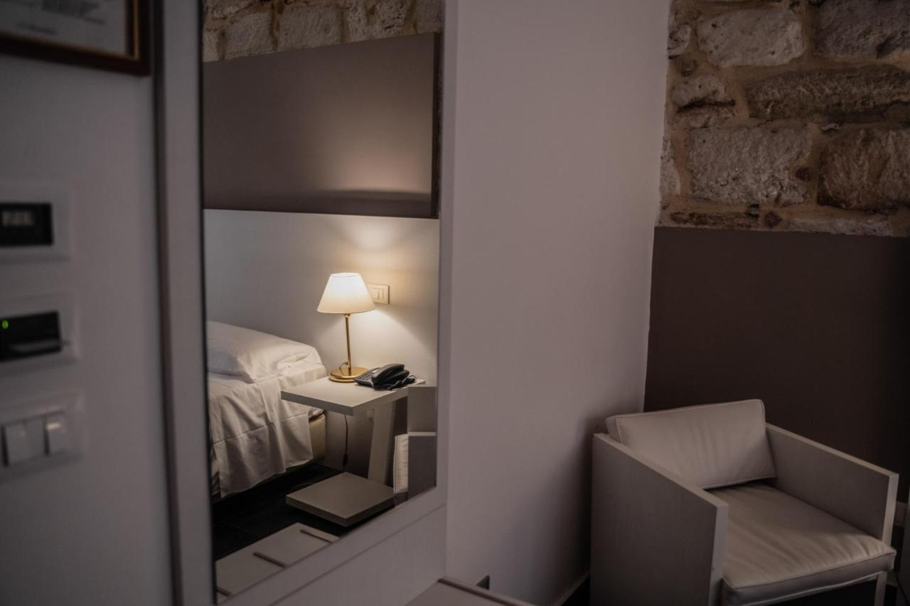 Hotel Mediterraneo Palermo Esterno foto
