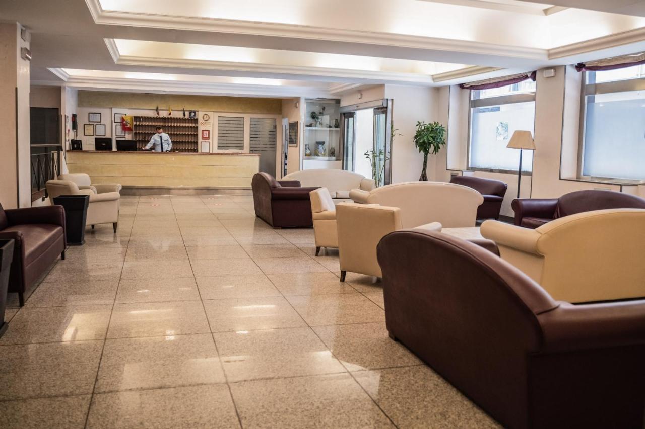 Hotel Mediterraneo Palermo Esterno foto
