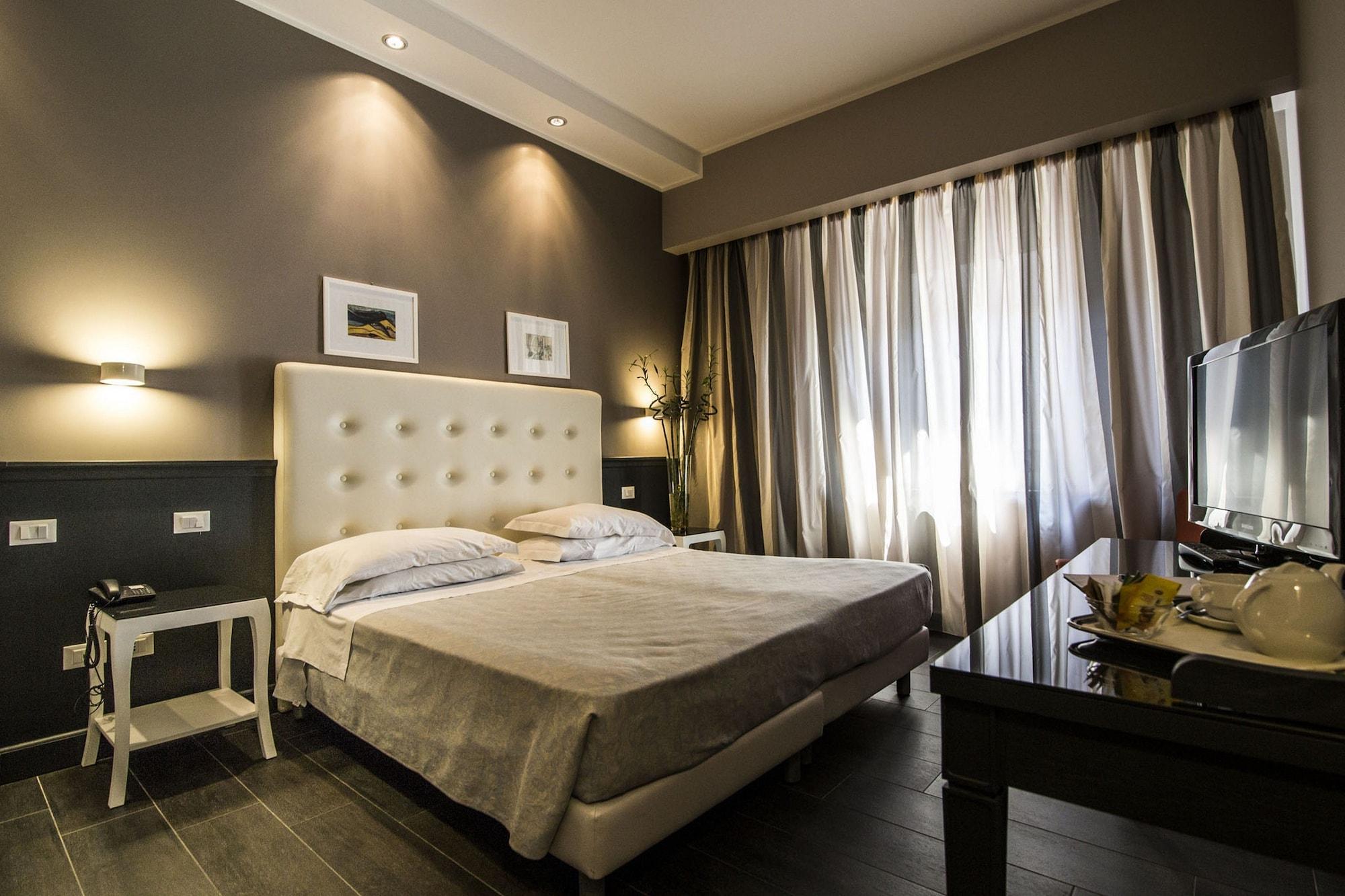 Hotel Mediterraneo Palermo Esterno foto