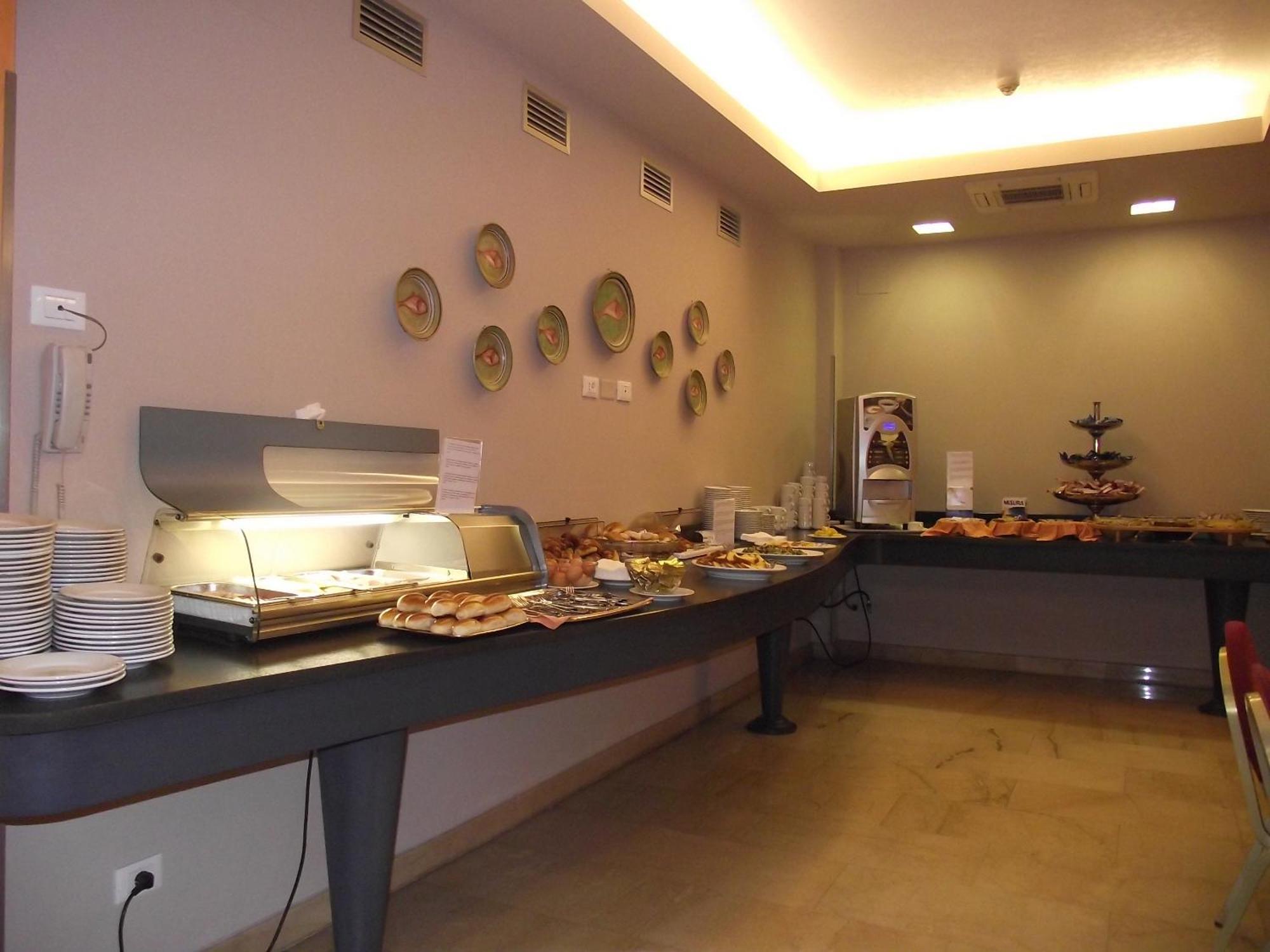 Hotel Mediterraneo Palermo Esterno foto
