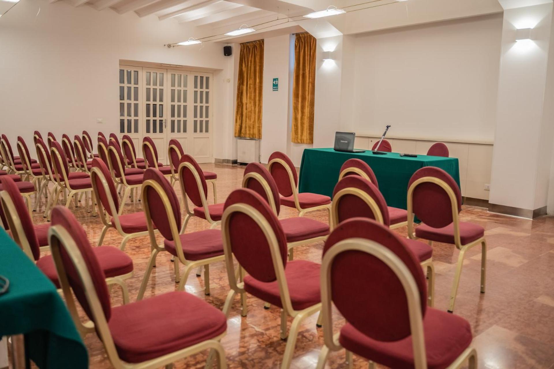 Hotel Mediterraneo Palermo Esterno foto